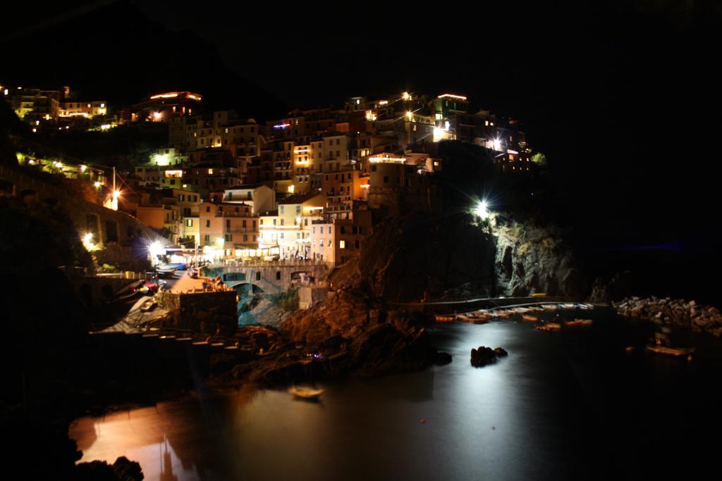 Su Per I Coppi Manarola Exterior foto