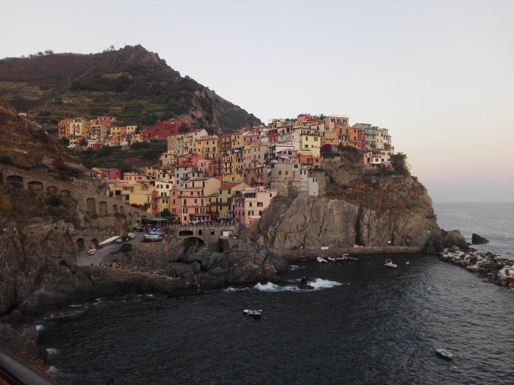 Su Per I Coppi Manarola Exterior foto